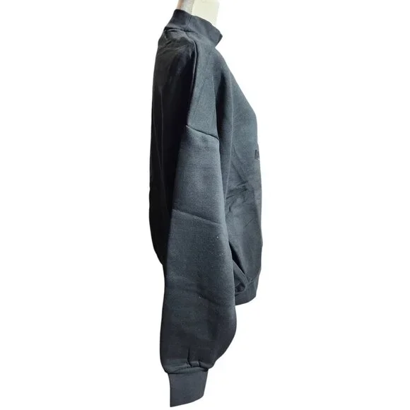 Essentials Size XS - Picture 2 of 4